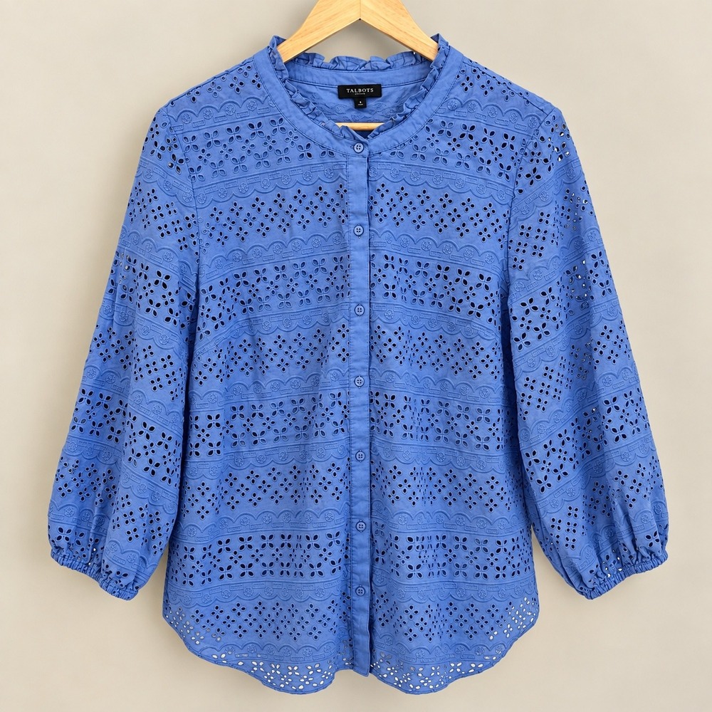 Talbots Blue Eyelet Cotton Blouse Ruffle Neck Button Front XL Cottagecore
